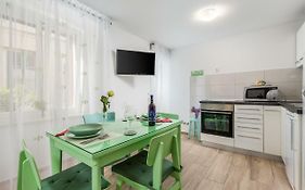 Adeona Apartments